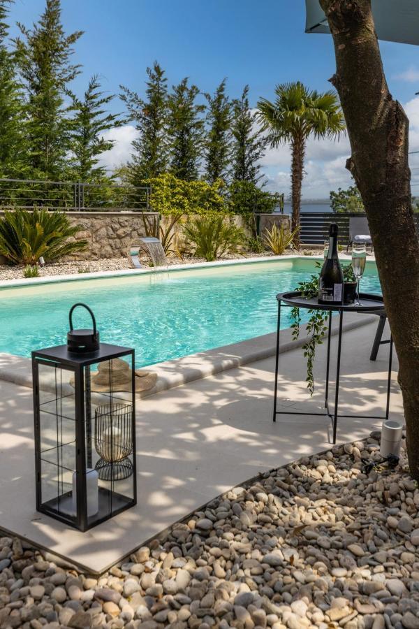 Villa Adriatic, Apartment Rebecca With Heated Swimming Pool, Sew View, Childrens Playground Ičići Exterior foto