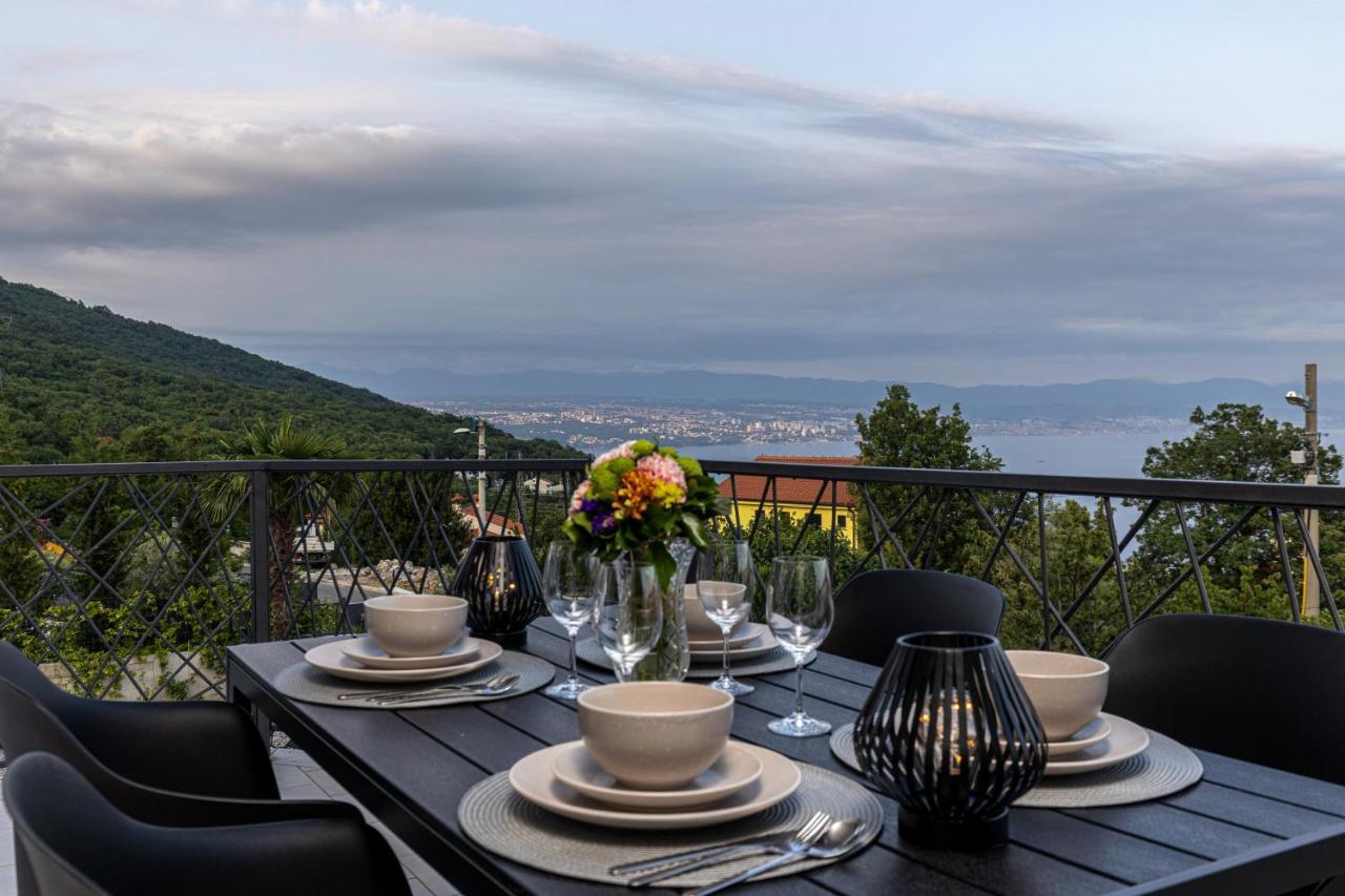 Villa Adriatic, Apartment Rebecca With Heated Swimming Pool, Sew View, Childrens Playground Ičići Exterior foto